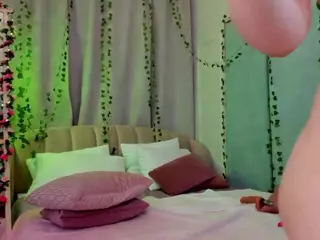 Lola's Live Sex Cam Show