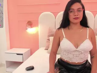 lulu-lopezz's Live Sex Cam Show