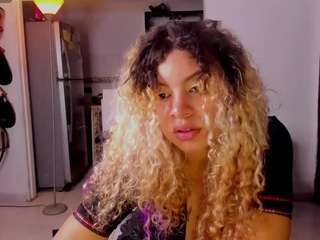 ScarlettDuran live webcam show