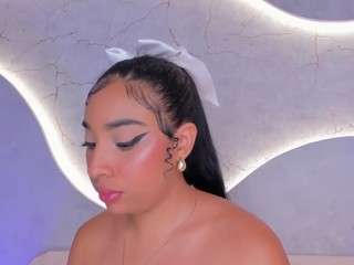 Live webcam model sweet-arii on Soda Cams