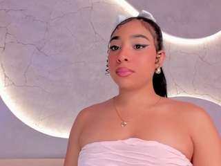 Live webcam model sweet-arii on Soda Cams