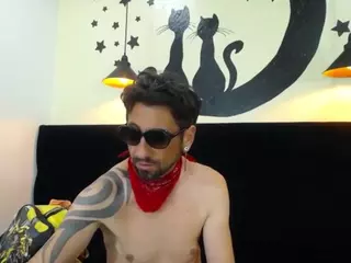 taskmanagerThird's Live Sex Cam Show
