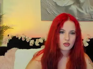 MikaFyre's Live Sex Cam Show