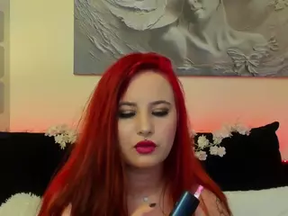 MikaFyre's Live Sex Cam Show