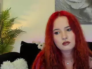 MikaFyre's Live Sex Cam Show
