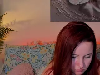 MikaFyre's Live Sex Cam Show