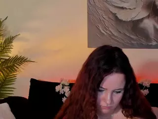 MikaFyre's Live Sex Cam Show
