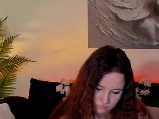 MikaFyre's Live Sex Cam Show