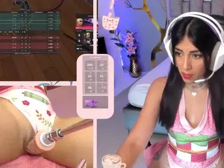GreiceGames's Live Sex Cam Show