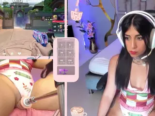 GreiceGames's Live Sex Cam Show