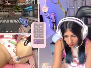 GreiceGames's Live Sex Cam Show