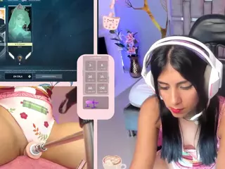 GreiceGames's Live Sex Cam Show