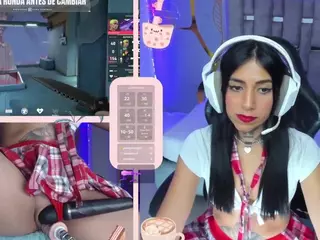 GreiceGames's Live Sex Cam Show