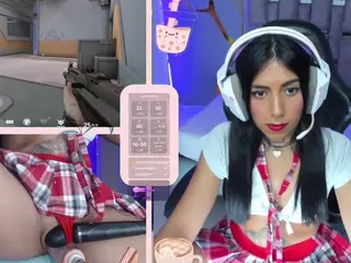 GreiceGames's Live Sex Cam Show