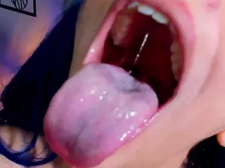 Maddiie_Brooks's Live Sex Cam Show