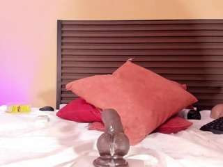 kim-baker2 Sex Cam Show