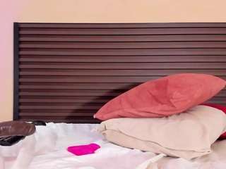 Kim-Baker2 live webcam show