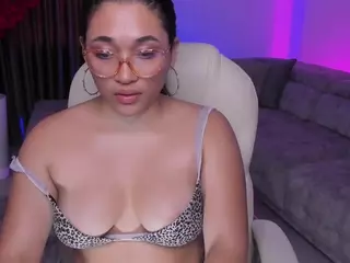 liiaa-cox's Live Sex Cam Show