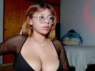 princess-nahia23 Live Webcam on CamSoda