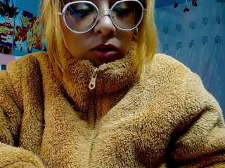 Princess-Nahia23 — LIVE on Camsoda