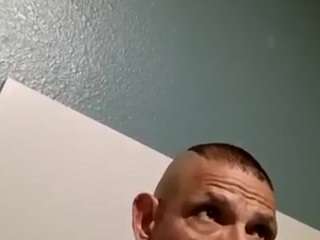 leosjoec webcam model