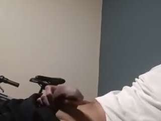 leosjoec