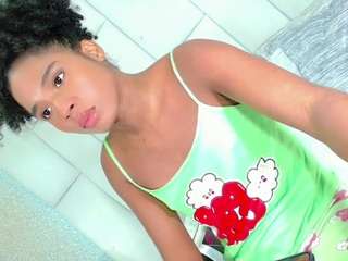 andreayano Live Webcam on CamSoda