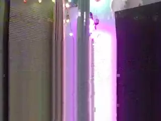 MadisonRain's Live Sex Cam Show