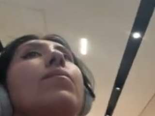 Live webcam model nerdgirl314 on Soda Cams