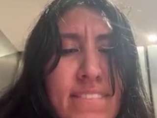 Live webcam model nerdgirl314 on Soda Cams