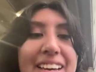 Live webcam model nerdgirl314 on Soda Cams