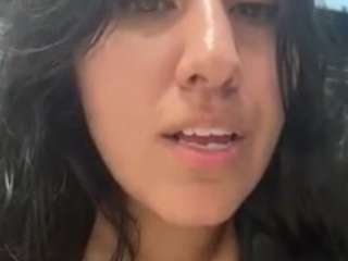 Live webcam model nerdgirl314 on Soda Cams