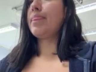 Live webcam model nerdgirl314 on Soda Cams