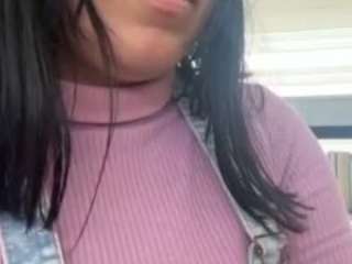 Live webcam model nerdgirl314 on Soda Cams