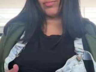 Live webcam model nerdgirl314 on Soda Cams