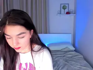 alaska-idalgo's Live Sex Cam Show