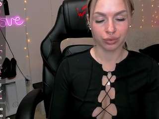 lerika-moore live cam profile