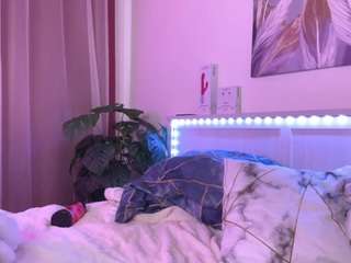  mackenzie-foy chat room
