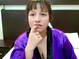 tinny18 Live Webcam on CamSoda