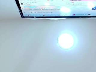 tinny18 live webcam show