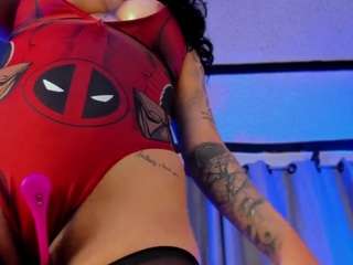 xiaphoenix's CamSoda show and profile