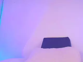 Xia Phoenix's Live Sex Cam Show