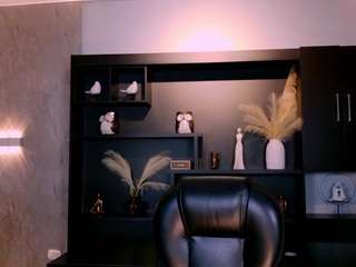 agathakondo live cam profile