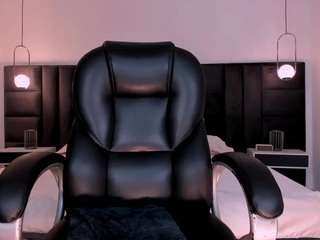 agathakondo's CamSoda show and profile