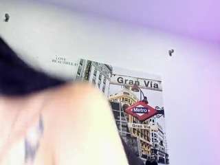  crystal-brubano chat room