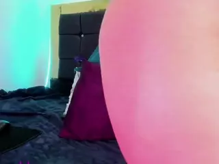 crystal-brubano's Live Sex Cam Show