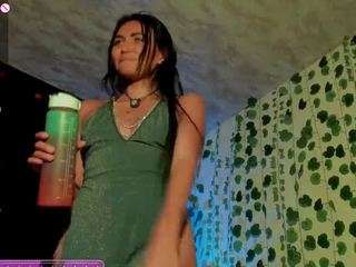 myominix Sex Cam Show