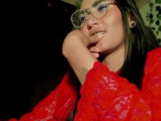 myominix live webcam show
