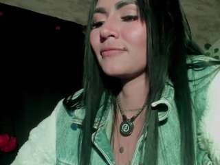 myominix live webcam show