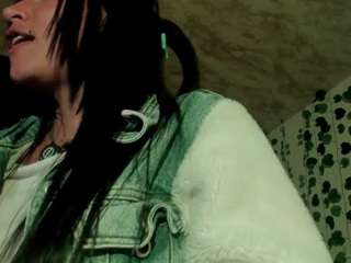 myominix live webcam show